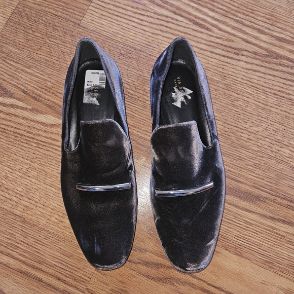 VIA SPIGA Womens Padded Metallic suade Tallis Square Toe Slip On Dress Loafers - Picture 1 of 4